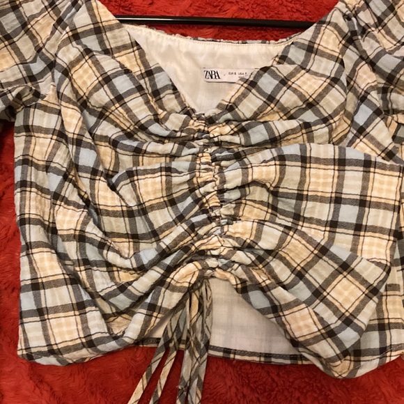 Zara cinched crop top 💙 - Picture 2 of 4